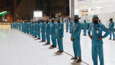 السعودية.. قرار جديد بشأن الحرم المكي والمعتمرين