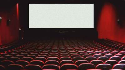 كورونا تضرب دور السينما في أمريكا .. ومخاوف من تفاقم تأثير الأزمة