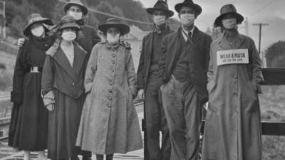 كلاكيت تاني مرة .. الأمريكيون بالكمامات خلال الانتخابات الرئاسية خوفا من وباء قاتل