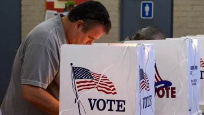 هل تسمح القوانين الأمريكية للناخبين بـ"تغيير" أصواتهم؟