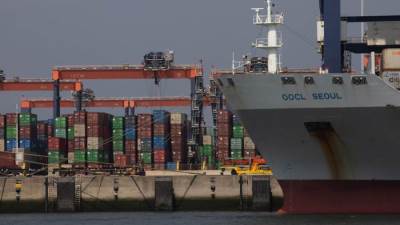 إنشاء أسطول بحري وفتح أسواق جديدة ومطالب لنمو الصناعة