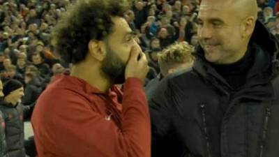 قارئ شفاه محترف يكشف ما قاله غوارديولا لصلاح