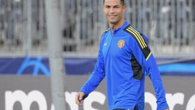 هل سيوافق كريستيانو رونالدو على عرض نادي النصر السعودي؟!