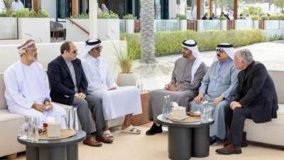 قمة أبو ظبي تشدد على احترام قواعد الجوار والسيادة ووقف التدخلات