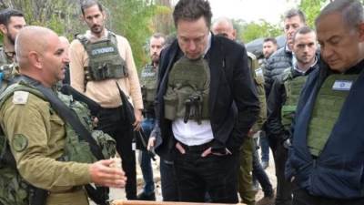 "ماسك" يستسلم للضغوط.. اتفاق بعدم تشغيل الإنترنت في غزة إلا بموافقة إسرائيل